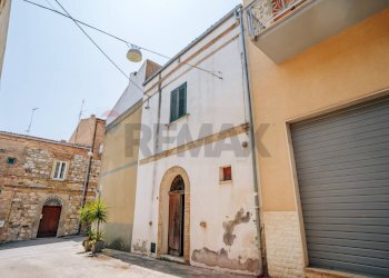 Edificio all\'aperto - Semi-detached house via Magenta
 
2, Cupello - photo 1