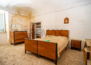 Camera / camera da letto - Semi-detached house via Magenta
 
2, Cupello - photo 21