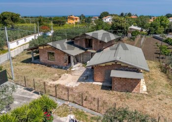 Casa all\'aperto - Villa via Pian Del Lago
 
snc, Casalbordino - foto 36