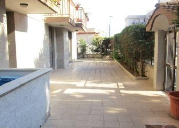 Cortile interno - Quadrilocale Statte - foto 2