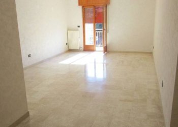 Soggiorno - Quadrilocale Statte - foto 4