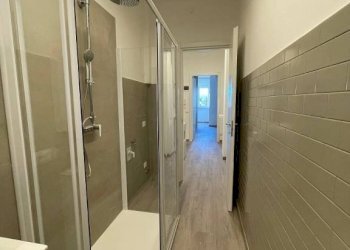 Bagno - One-room apartment via Novara, 65, Borgomanero - photo 13