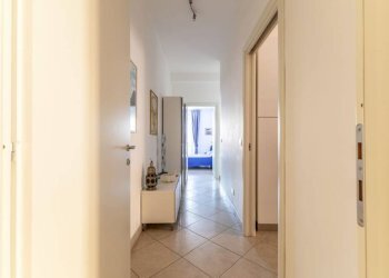 Corridoio - Three-room apartment via Sant'Antonio Maria Gianelli, 3, Roma - photo 24