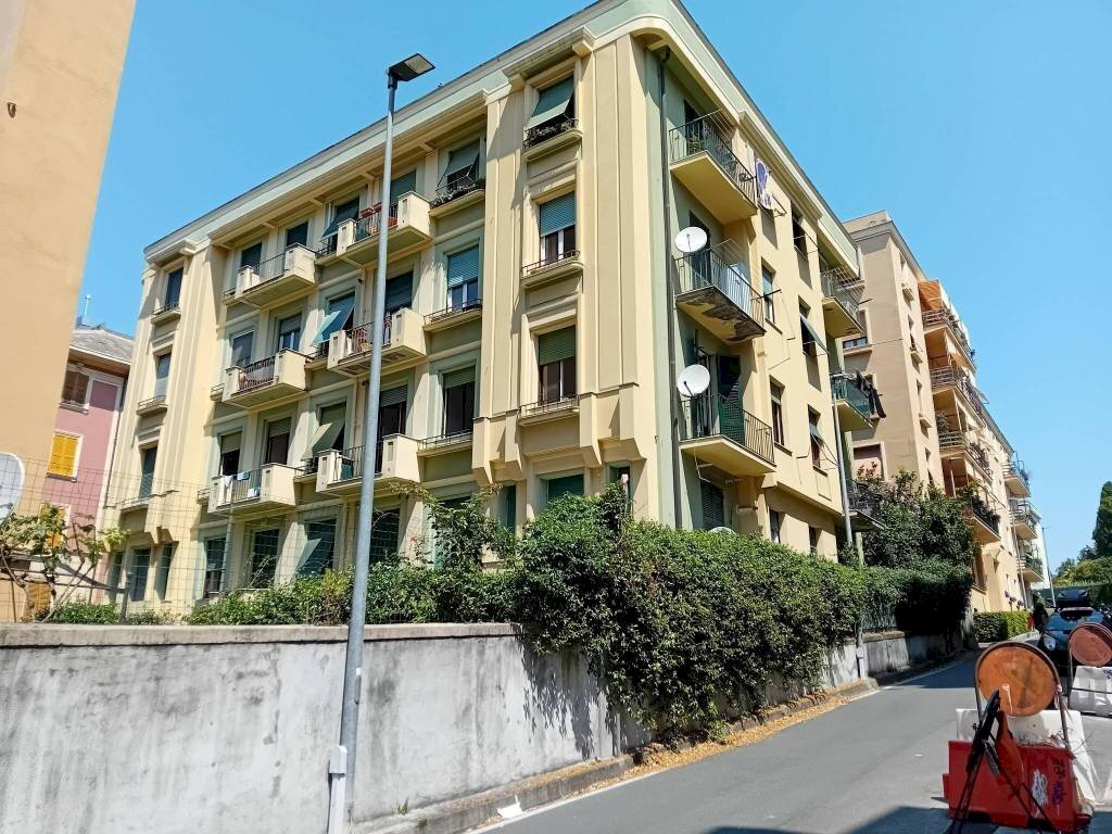Facciata - Three-room apartment via Albaro, Genova (neighborhood Albaro) - photo 1