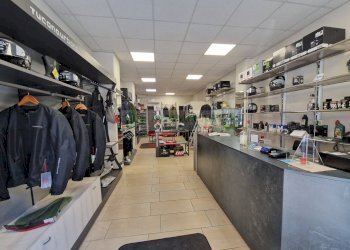 Foto 1 - Locale Commerciale Via Monserrato
52, Catania - foto 1