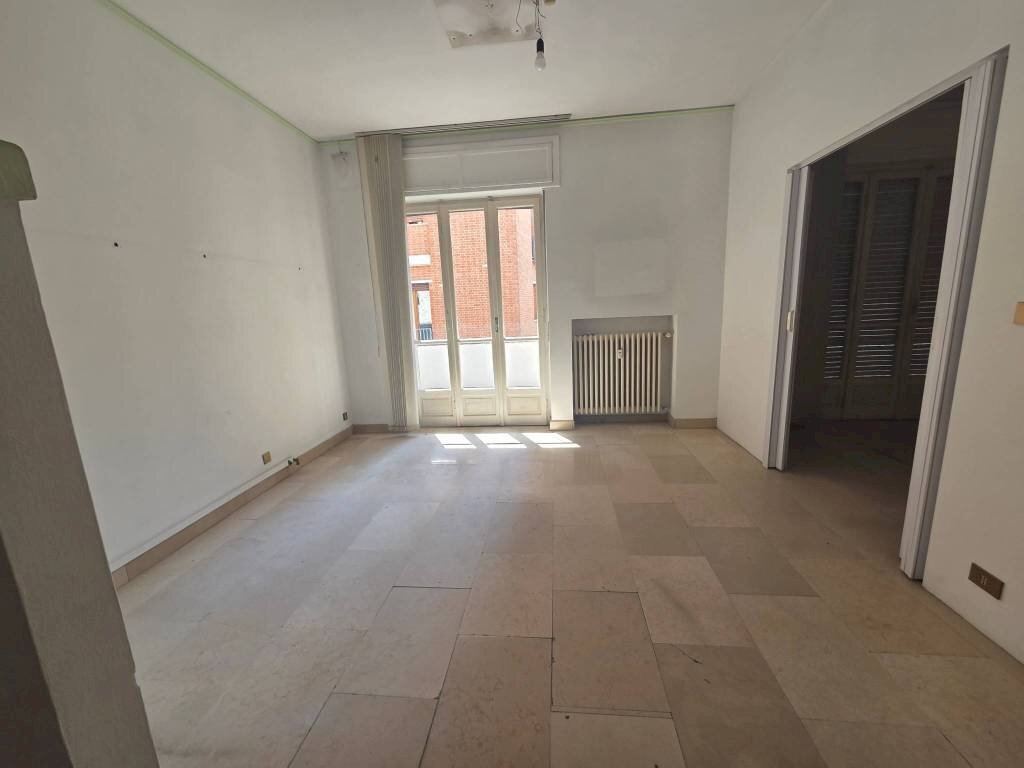 Cucina - Appartamento via Angelo Brofferio, Asti - foto 2