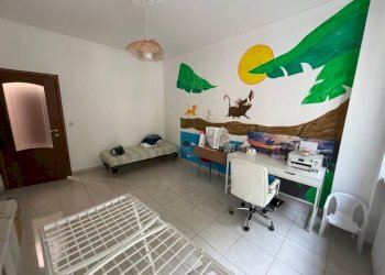 Camera da letto - Trilocale via Luigi Boccherini, 30, Torino (zona Rebaudengo) - foto 16