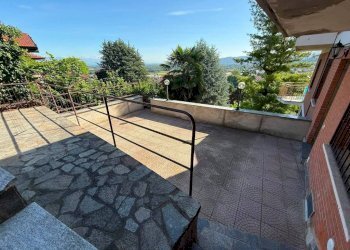 Cortile interno - Villa via Valle della Quiete, 39, San Mauro Torinese - foto 5