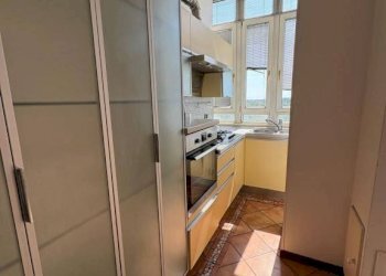 Cucina - Quadrilocale via Spina, 11, Bologna (zona Mazzini) - foto 7