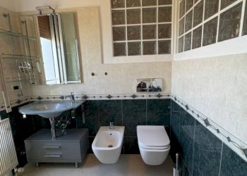 Bagno - Quadrilocale via Spina, 11, Bologna (zona Mazzini) - foto 19