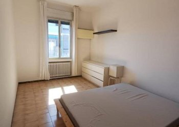 Camera da letto - Trilocale Bologna (zona Mazzini) - foto 5