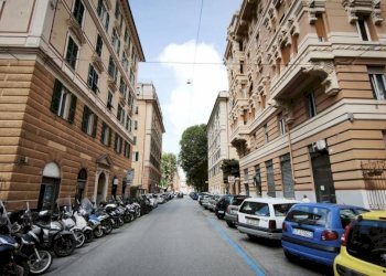 Zona - Negozio via Carlo Pisacane, Genova (zona Foce) - foto 8