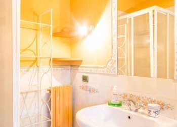 Bagno - Attico via Alba, 21, Cuneo (zona Centro) - foto 19