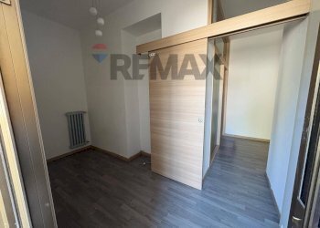 Stanza vuota - Shop VIALE AMERICA LATINA
 
141/a, Frosinone - photo 6