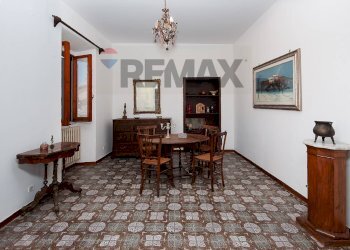 Sala da pranzo - Appartamento Piazza Santa Maria Maggiore
 
6, Falvaterra - foto 15