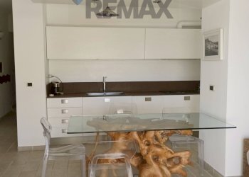 Cucina - Villa PROVINCIALE SUCCHIVO SANT'ANGELO
 
55/A, Serrara Fontana - foto 25