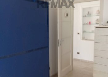 Stanza vuota - Villa PROVINCIALE SUCCHIVO SANT'ANGELO
 
55/A, Serrara Fontana - foto 42