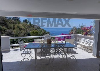 Terrazza - Villa ISCHIA SANT'ANGELO
 
nc, Serrara Fontana - photo 20