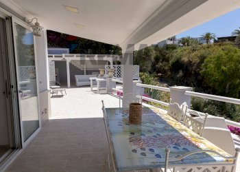 Terrazza - Villa ISCHIA SANT'ANGELO
 
nc, Serrara Fontana - photo 21