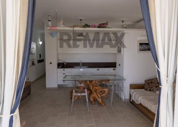 Sala da pranzo - Villa ISCHIA SANT'ANGELO
 
nc, Serrara Fontana - photo 25