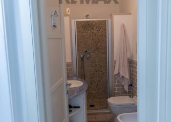 Bagno - Villa ISCHIA SANT'ANGELO
 
nc, Serrara Fontana - photo 45