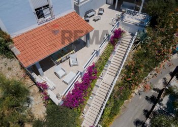 Edificio all\'aperto - Villa ISCHIA SANT'ANGELO
 
nc, Serrara Fontana - photo 69