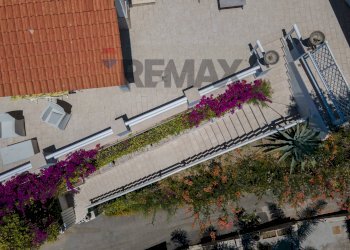 Edificio all\'aperto - Villa ISCHIA SANT'ANGELO
 
nc, Serrara Fontana - photo 77