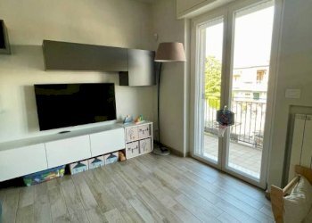 Salone - Three-room apartment via Arnaldo da Brescia, Ghedi - photo 6