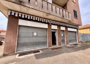 Foto 6 - Commercial Premises Limbiate - photo 6