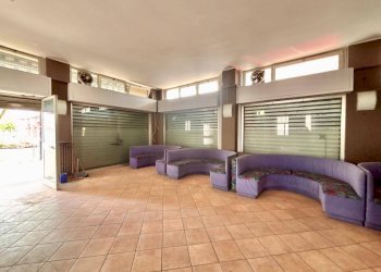 Foto 19 - Commercial Premises Limbiate - photo 19
