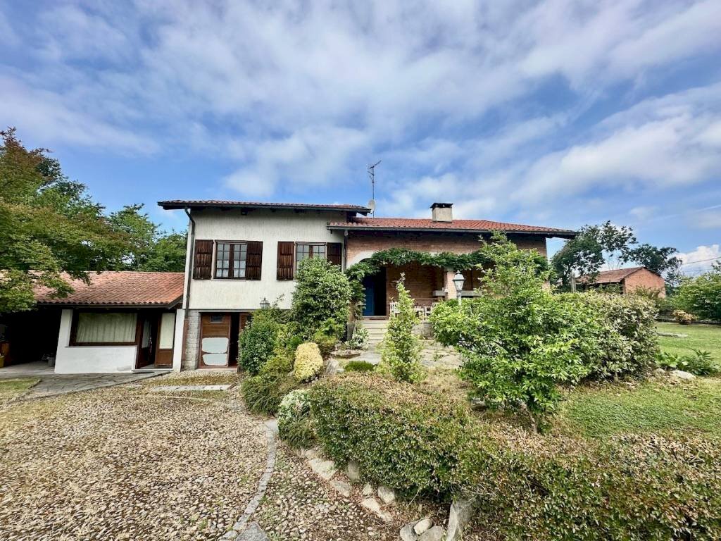 Facciata - Villa strada della Collina, Mottalciata - foto 3
