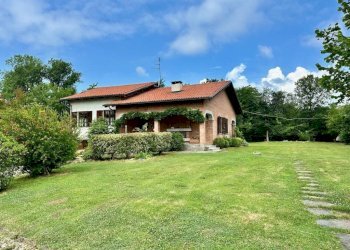 Facciata - Villa strada della Collina, Mottalciata - foto 1