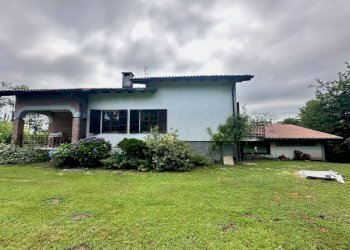 Facciata - Villa strada della Collina, Mottalciata - foto 6