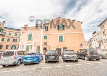 Edificio all\'aperto - Monolocale piazza vittorio buttaroni
 
17, Genzano di Roma - foto 14