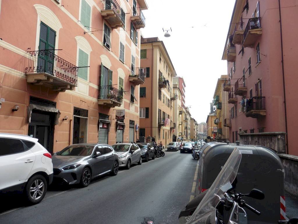 Zona - Appartamento via Donghi, 21, Genova (zona Marassi) - foto 3