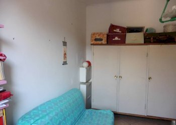 Camera da letto - Appartamento via Donghi, 21, Genova (zona Marassi) - foto 26