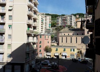 Vista - Trilocale largo Augusto Merlo, 185, Genova (zona Marassi) - foto 12