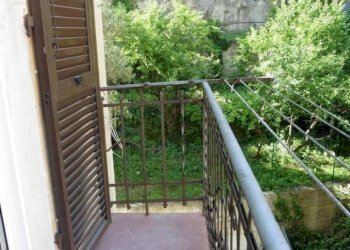 Balcone - Trilocale largo Augusto Merlo, 185, Genova (zona Marassi) - foto 25