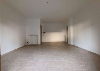 Soggiorno 1. - Appartamento via Alessandro Ruspoli, Roma (zona Acilia) - foto 1