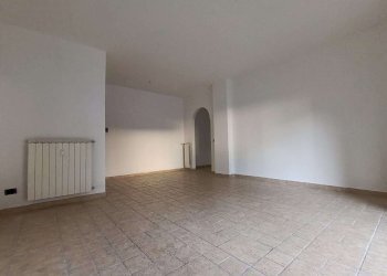 Soggiorno 4. - Appartamento via Alessandro Ruspoli, Roma (zona Acilia) - foto 4