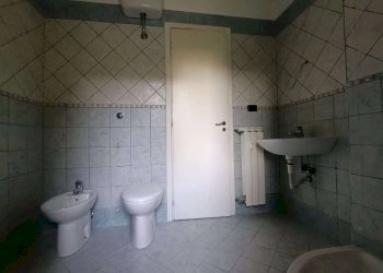 Bagno 4. - Appartamento via Alessandro Ruspoli, Roma (zona Acilia) - foto 11
