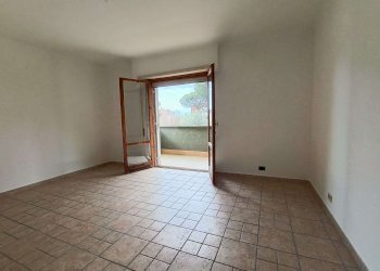 Camera da letto 9. - Appartamento via Alessandro Ruspoli, Roma (zona Acilia) - foto 22