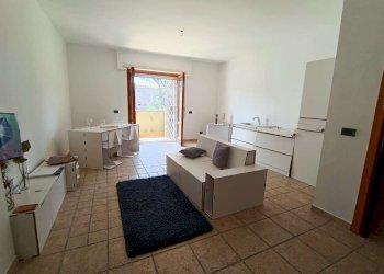 Soggiorno 2. - Two-room apartment via Alessandro Ruspoli, Roma (neighborhood Acilia) - photo 2