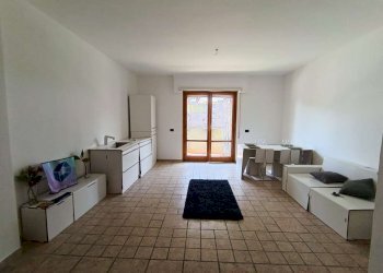 Soggiorno 6. - Two-room apartment via Alessandro Ruspoli, Roma (neighborhood Acilia) - photo 6