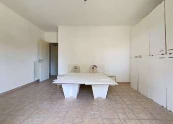 Camera da letto 8. - Two-room apartment via Alessandro Ruspoli, Roma (neighborhood Acilia) - photo 42