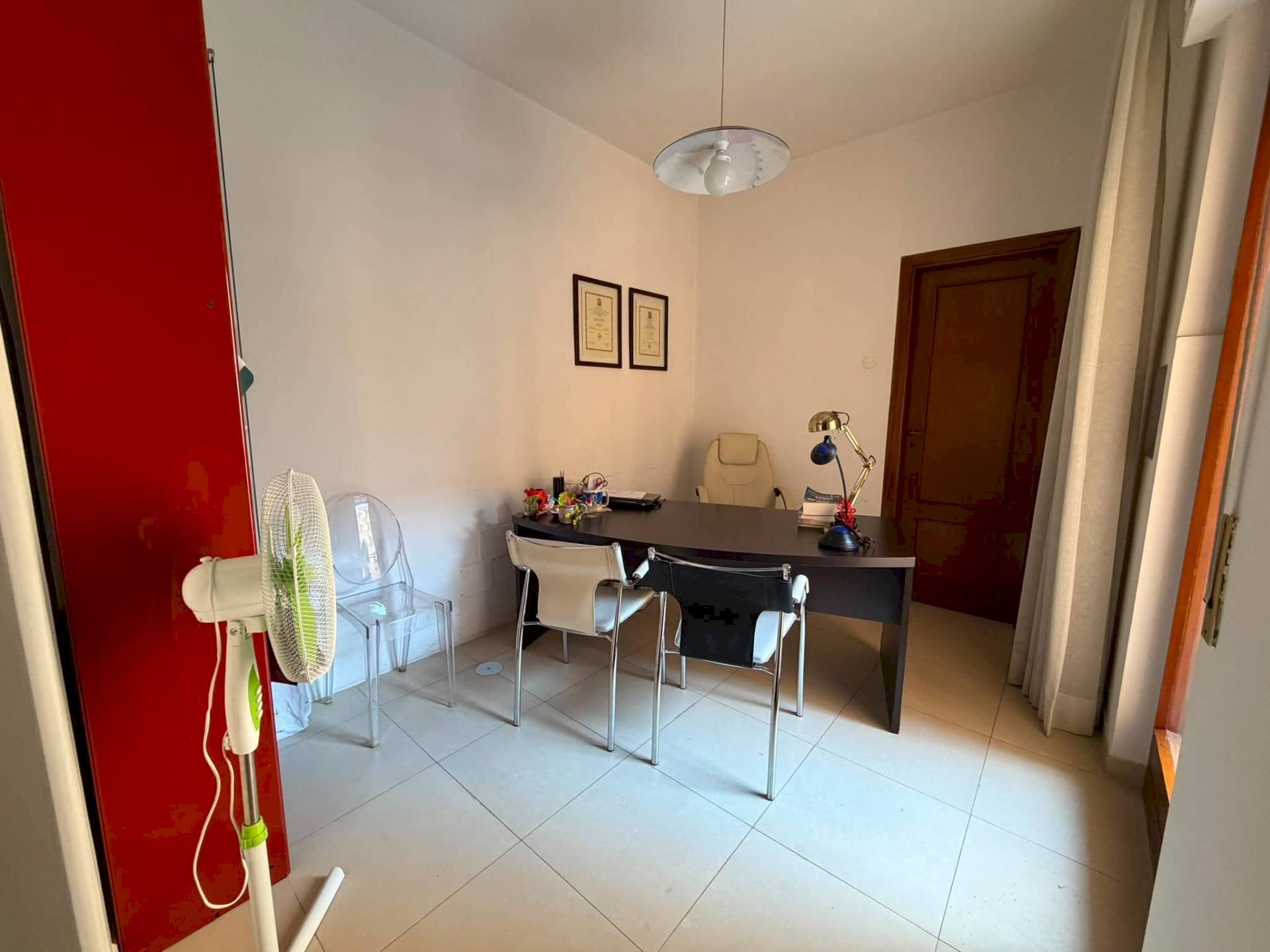 Foto 1 - Office Via Alois
 
15, Caserta - photo 1