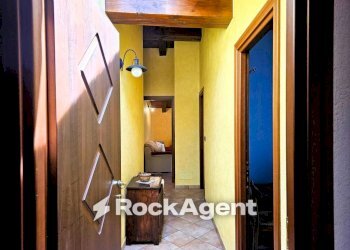 Corridoio - Four-room apartment via Frejus, 14, Bardonecchia - photo 5