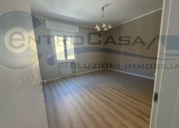 Camera da letto - Trilocale via Milano, 1, San Lazzaro di Savena - foto 21