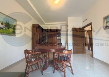 Salone - Quadrilocale San Lazzaro di Savena - foto 15