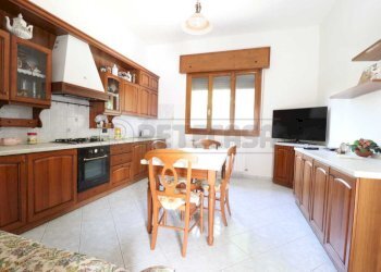 1_Cucina - Four-room apartment Via G. Bruno 23A, Bondeno - photo 1